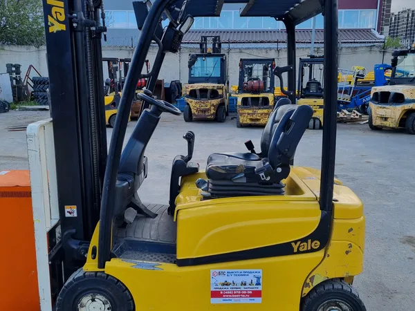 Вилочный электропогрузчик Yale ERP16VF MWB