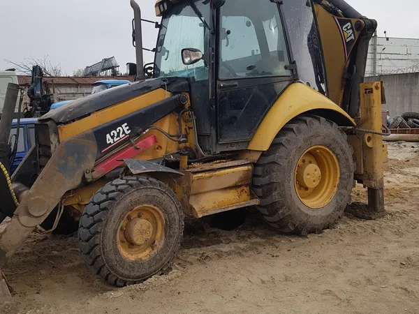 Экскаватор-погрузчик Caterpillar 422E