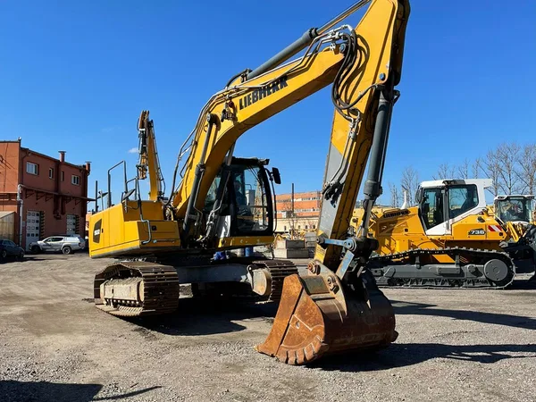 Гусеничный экскаватор Liebherr R922LC