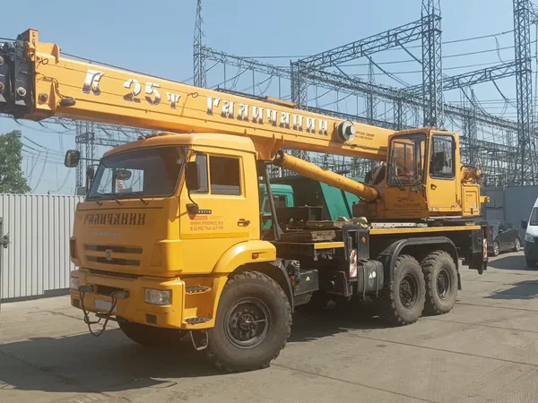 Автокран Галичанин КС-55713-5В на шасси КамАЗ 43118