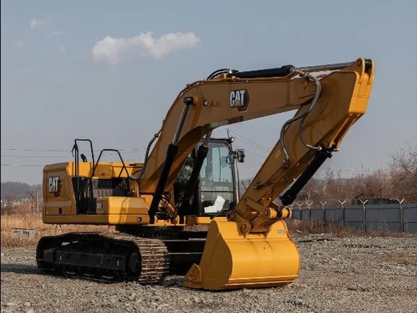 Гусеничный экскаватор Caterpillar 330
