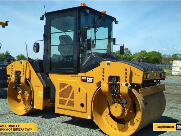 Двухвальцовый каток Caterpillar CB10