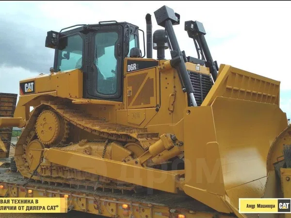 Гусеничный бульдозер Caterpillar D6R2