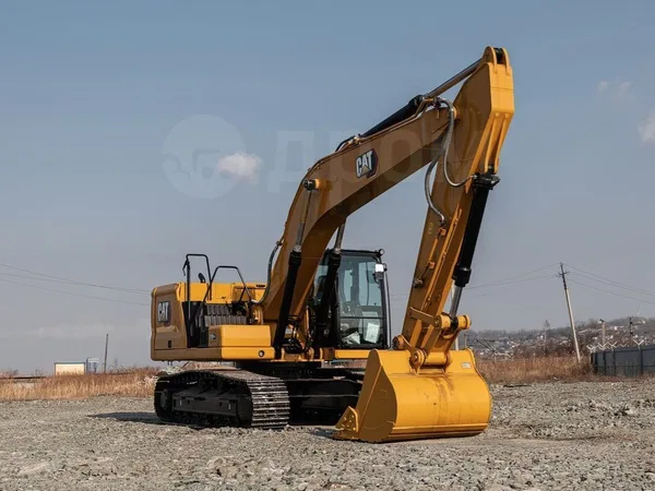 Гусеничный экскаватор Caterpillar 330GC