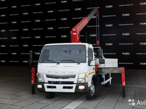 Бортовой грузовик с КМУ Fuso Canter TF