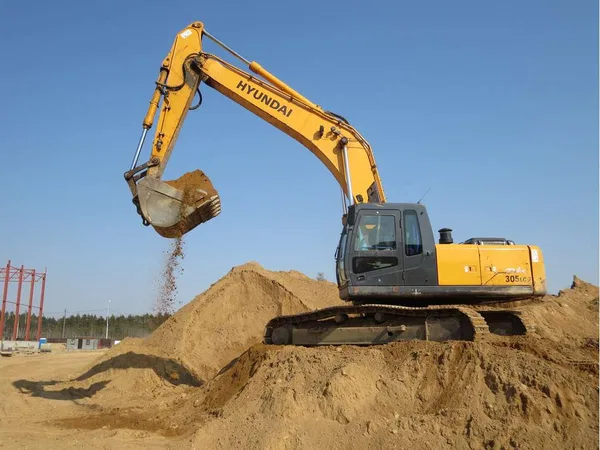 Гусеничный экскаватор Hyundai Robex 305LC-7