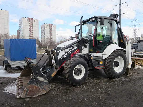 Экскаватор-погрузчик Hidromek HMK 102B ALPHA
