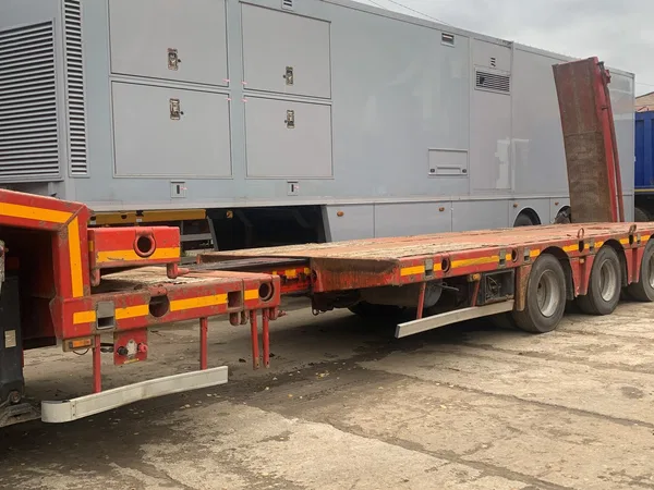 Полуприцеп тяжеловоз Kassbohrer LB 4 E