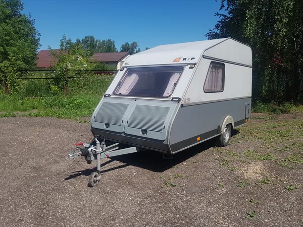 Прицеп-дача (кемпер) Fendt Caravan KIP Kompakt 37