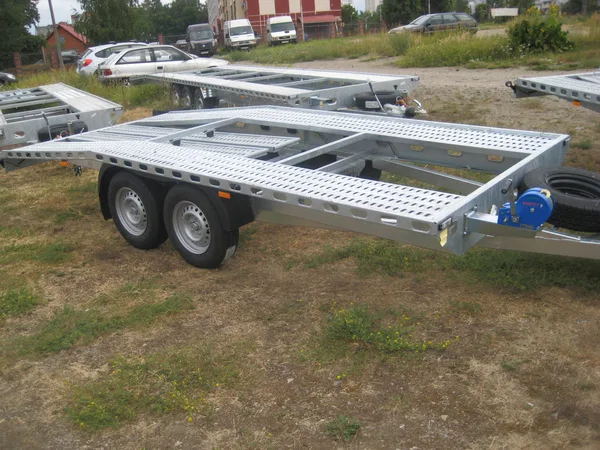 Легковой прицеп-автовоз Rydwan B3000