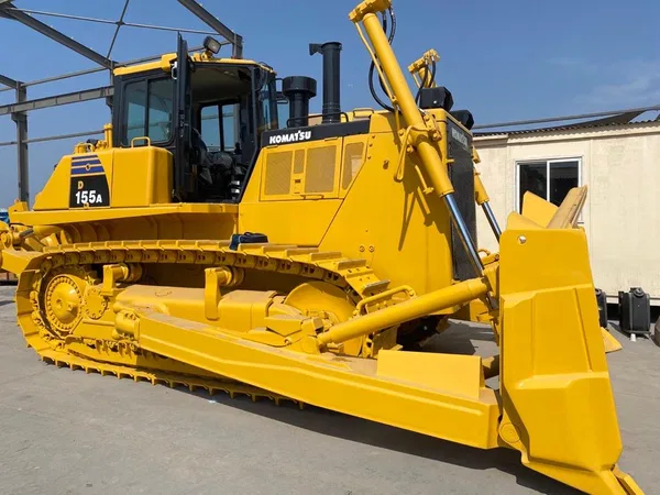 Гусеничный бульдозер Komatsu D155AX-6