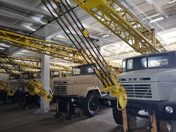 Автокран КрАЗ 250