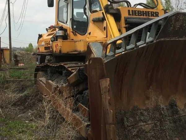 Гусеничный бульдозер Liebherr PR 764