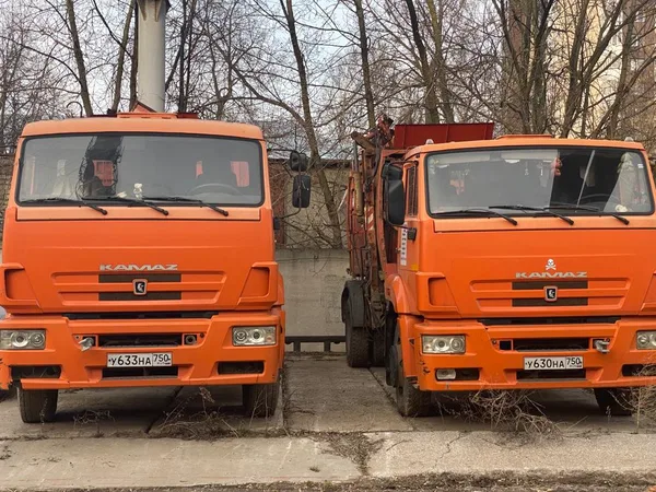 Мусоровоз КОММАШ Арзамас КО-440-4К1 на шасси КамАЗ