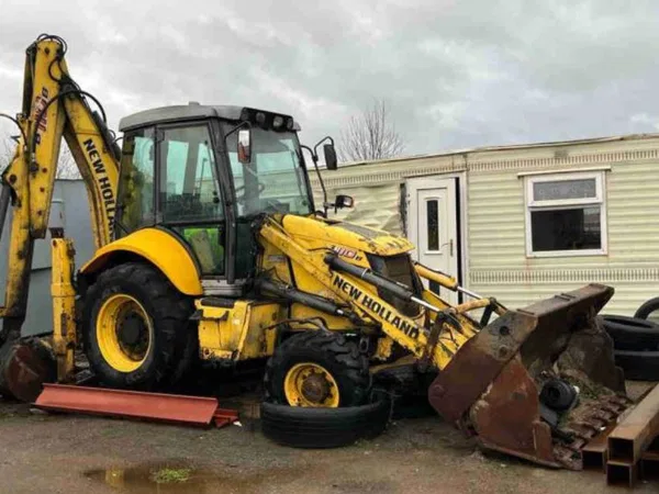 Экскаватор-погрузчик New Holland B110B