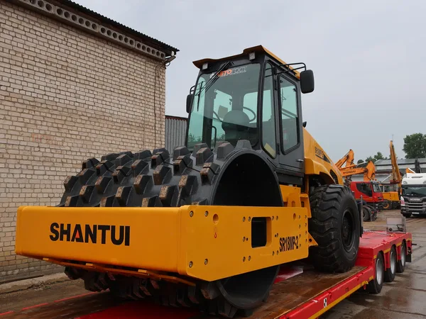 Грунтовый каток Shantui SR18MP-2