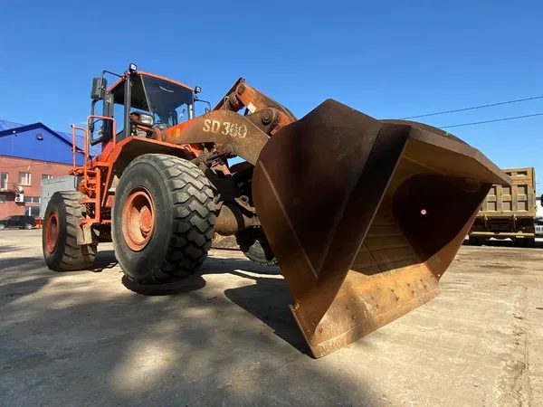 Фронтальный погрузчик Doosan DISD SD300