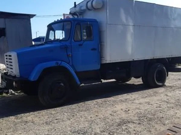 Изотермический грузовик ЗИЛ c