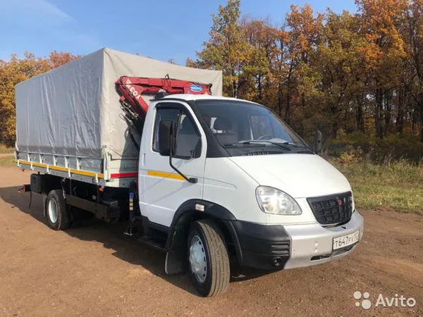 Бортовой грузовик с КМУ ГАЗ Валдай 33106-3902140