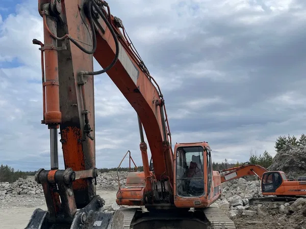 Гусеничный экскаватор Doosan Solar 340LC-V