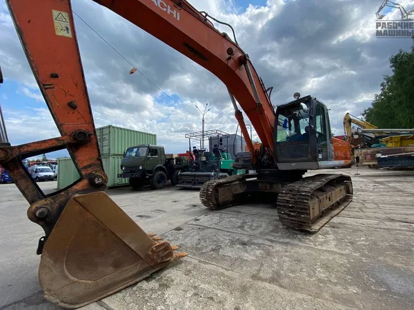 Гусеничный экскаватор Hitachi ZX 330LC-3G