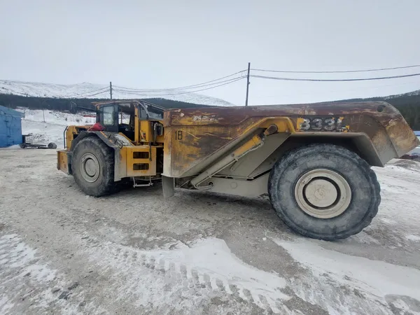 Шахтный самосвал Bell B33L