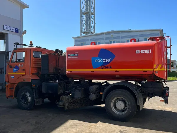 Комбинированная дорожная машина КамАЗ 53605 КО-829Д1