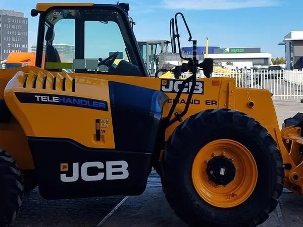 Телескопический погрузчик JCB 530-70