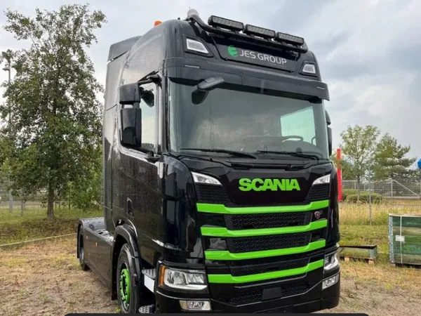 Седельный тягач Scania R450