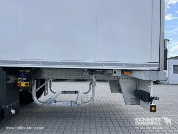Полуприцеп рефрижератор Schmitz Cargobull Tiefkühler
