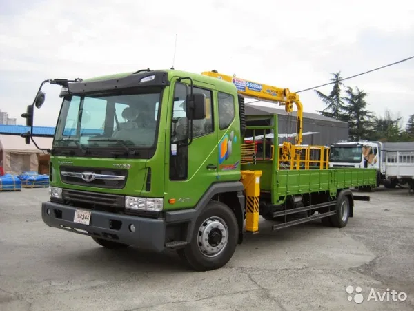 Бортовой грузовик с КМУ Daewoo Novus c КМУ Soosan SCS513