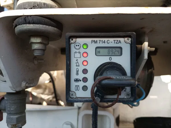 Автобетоносмеситель ТЗА 5814Z9 на шасси КамАЗ 6520-А5