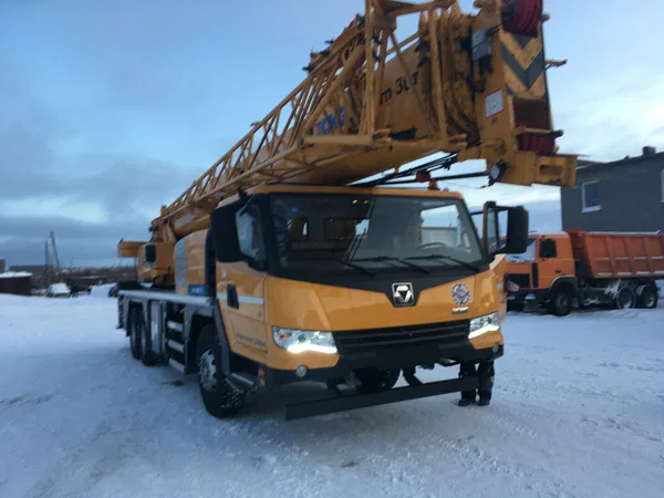 Автокран XCMG XCT30 S