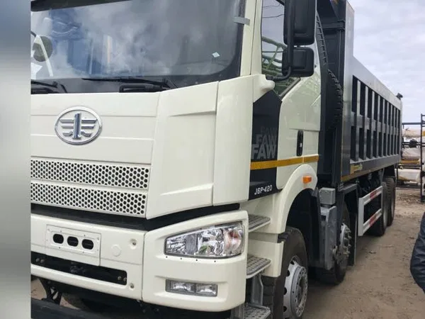 Самосвал FAW J6