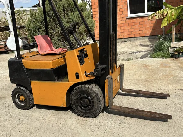 Вилочный погрузчик Balkancar ДВ-1661
