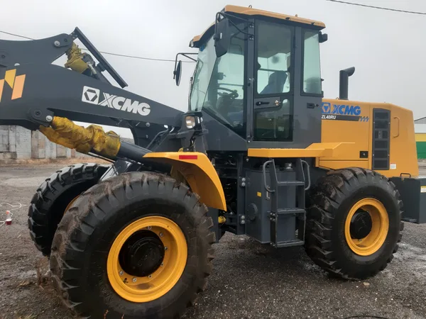 Фронтальный погрузчик XCMG ZL40RU
