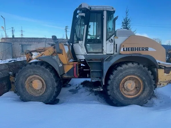 Фронтальный погрузчик Liebherr L538