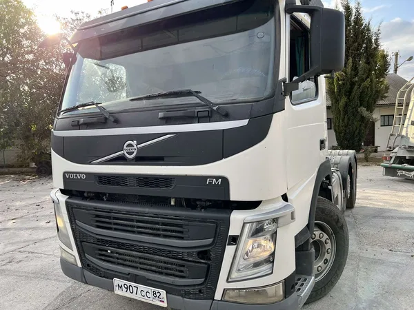 Седельный тягач Volvo FM