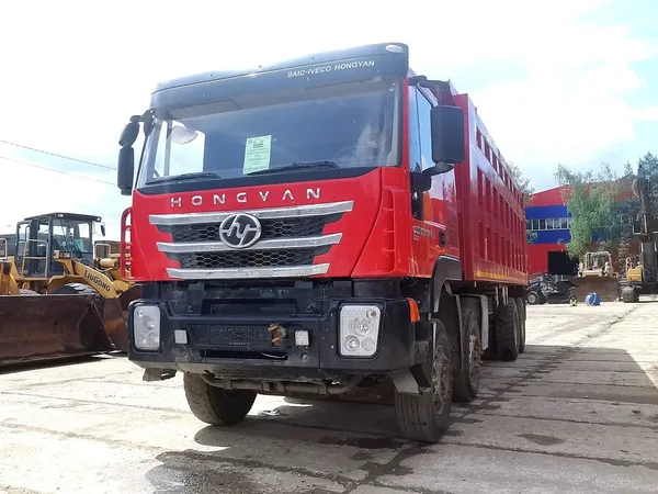 Самосвал Iveco Hongyan 908
