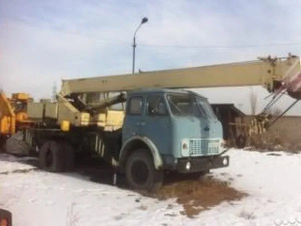 Автокран Ивановец КС-3571 на шасси МАЗ 5354