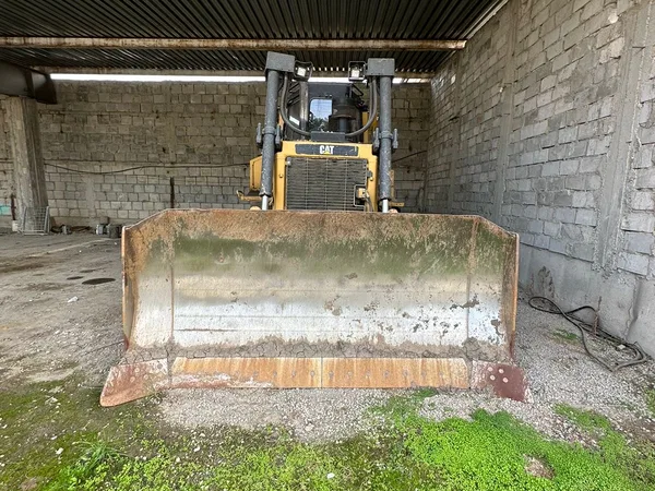Гусеничный бульдозер Caterpillar D6R