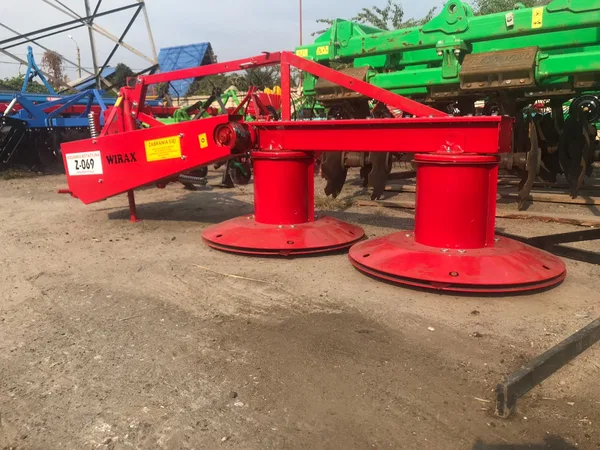 Косилка Wirax Z-069 1,35