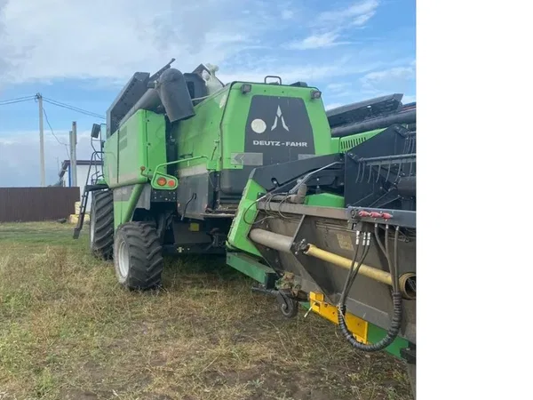 Зерноуборочный комбайн Deutz-Fahr 6095HTS