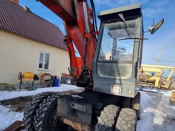 Колесный экскаватор O&K (Orenstein & Koppel) MH6