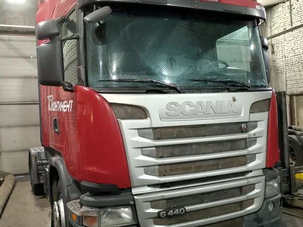Седельный тягач Scania G400