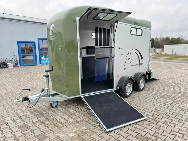 Прицеп-коневозка Cheval Liberte Country Touring XL