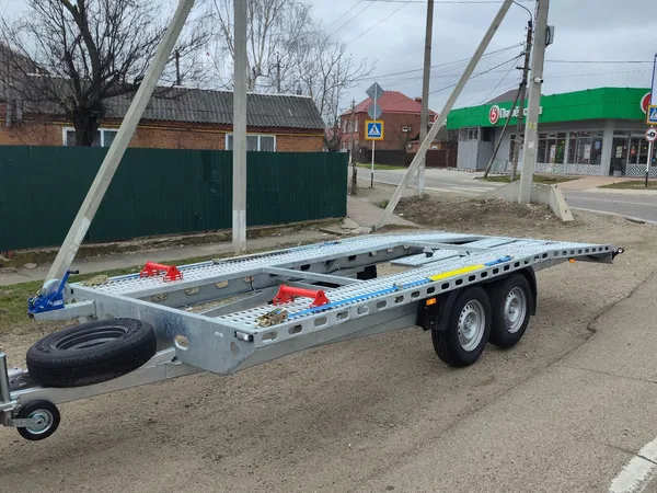 Легковой прицеп-автовоз Rydwan B3000
