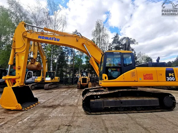 Гусеничный экскаватор Komatsu PC300-7