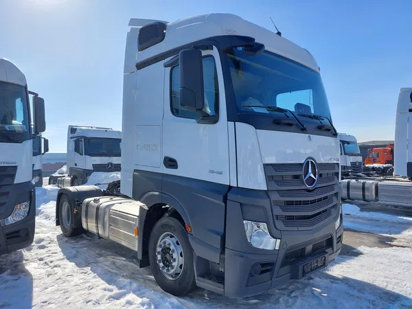 Седельный тягач Mercedes-Benz Actros 1848 LS