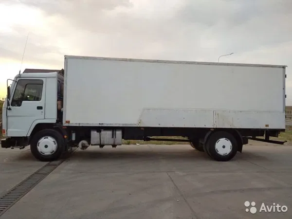 Изотермический грузовик Volvo FL7